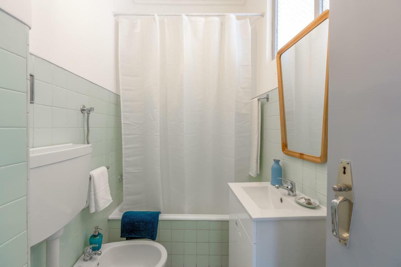 Renovated Sunny Apartment With Amazing Sunset Balcony , By Timecooler Lisboa Εξωτερικό φωτογραφία